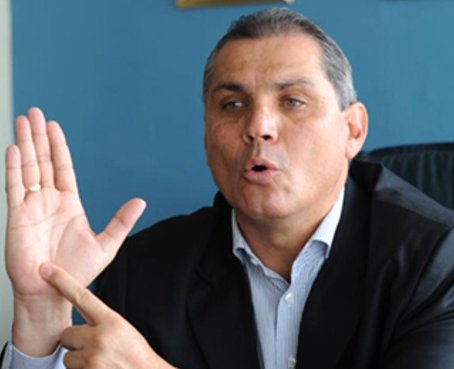 Hermano de Rafael Correa pretende disputarle la presidencia en las urnas