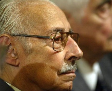 Exdictador Videla recibe condena de 50 años por el robo de bebés