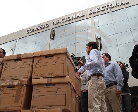 Prian deberá entregar más de siete mil firmas hasta el próximo lunes