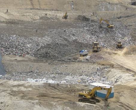 Habitantes de Santo Domingo protestan por la construcción del nuevo relleno sanitario