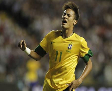 Scolari: Neymar estará entre los 3 mejores del mundo en 2013