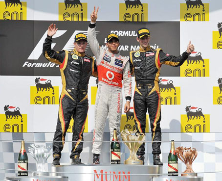 Hamilton ganó en Hungría y Alonso festejó cumpleaños reforzando su liderato