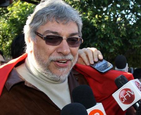 Lugo convoca a un gabinete por la &#039;restauración democrática&#039; en Paraguay