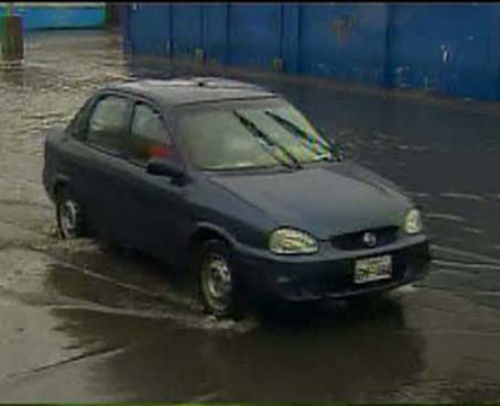 Desbordamiento de río inunda barrios urbanos del cantón Gualaceo