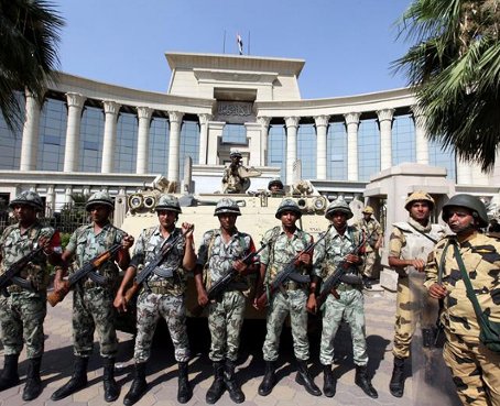 UE pide a Egipto que aclare cuanto antes la disolución del Parlamento