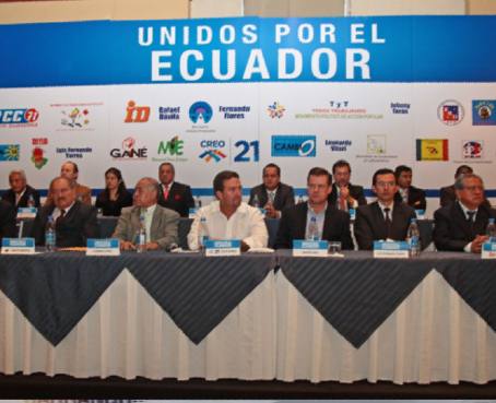 Unidos por el Ecuador, la nueva alianza política de CREO