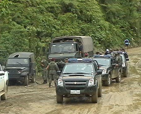 Autoridades clausuran tres minas en la provincia de Azuay