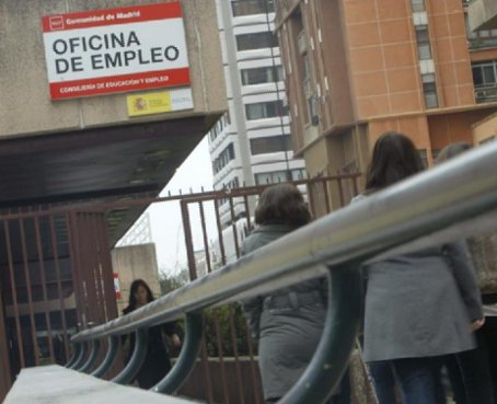Desempleados en España son más de cinco millones