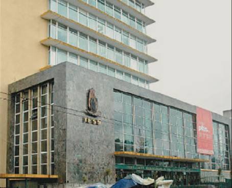 IESS mantiene deuda millonaria con médicos y clínicas privadas