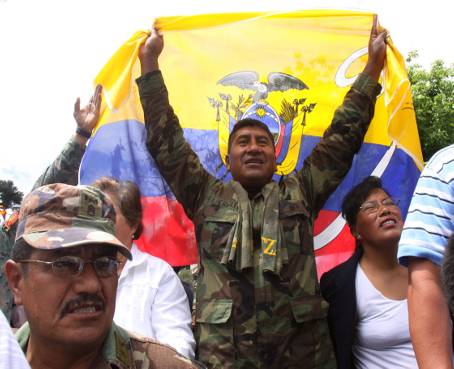 Excombatientes del Cenepa mantienen su protesta en Quito