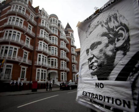ONU y La Haya son opciones legales de Ecuador en caso Assange
