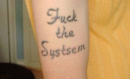 10 tatuajes con terribles faltas de ortografía