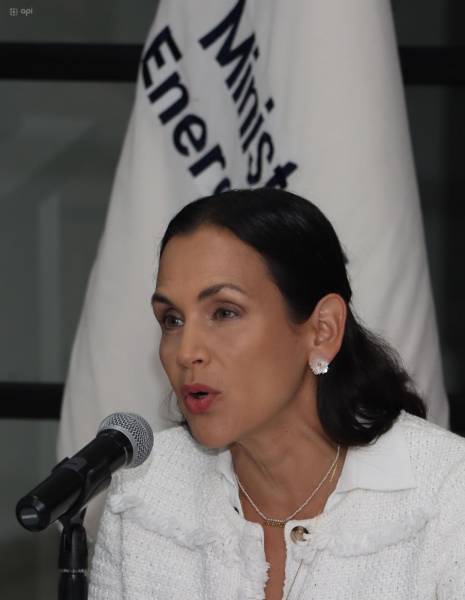 Inés Manzano durante una rueda de prensa el 3 de marzo del 2025.