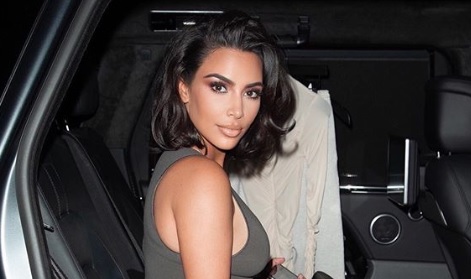 Furor por foto de Kim Kardashian sin maquillaje