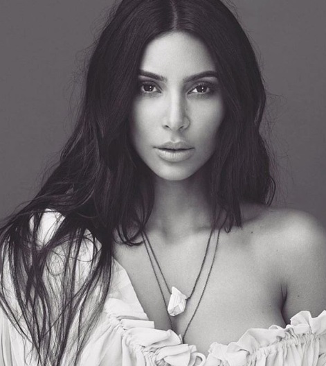 Las fotos de una irreconocible Kim Kardashian que son virales