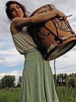 Luvi Torres era conocida por su música folklórica y ritmos nativos.