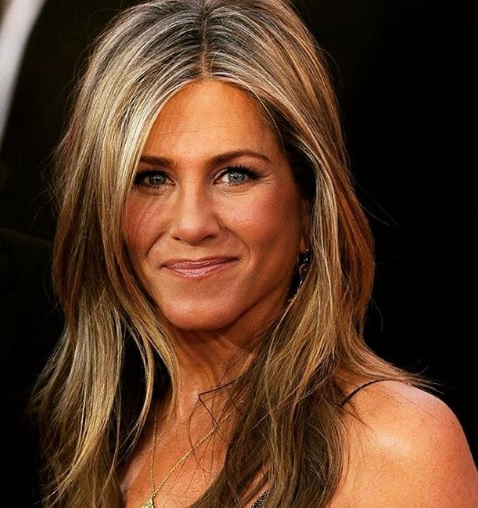 Jennifer Aniston lloró en una entrevista sobre Brad Pitt