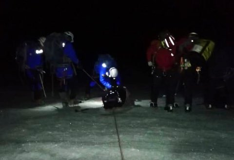 Dos montañistas rescatados en el nevado de Cayambe
