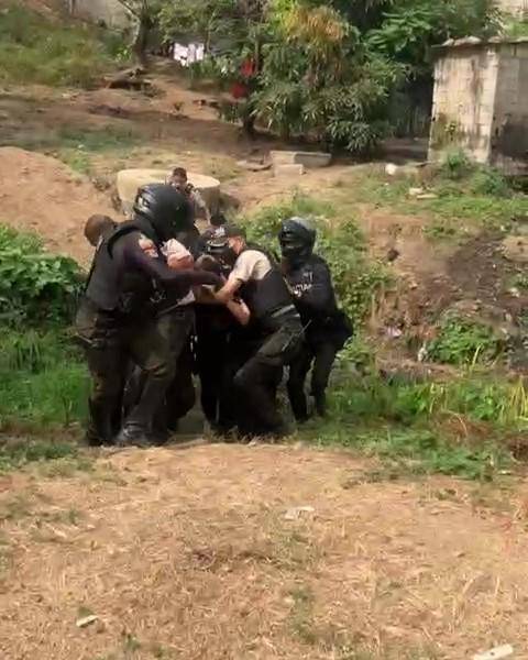 Un policía fue asesinado en Balerio Estacio, noroeste de Guayaquil