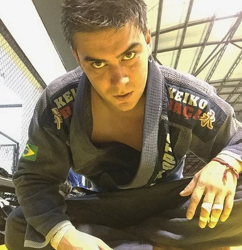 Carlos Scavone confiesa sus amores pasados en el canal