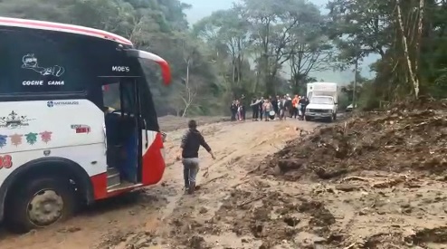 Derrumbes causan estragos en provincia de Tungurahua