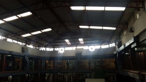 Trasladan a reclusos a &#039;La Roca&#039; en Guayaquil