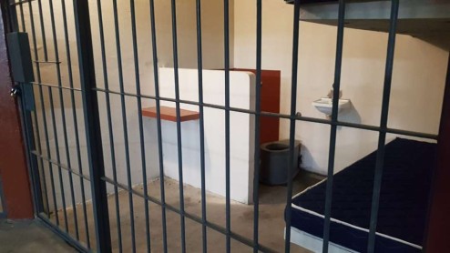 Trasladan a reclusos a &#039;La Roca&#039; en Guayaquil