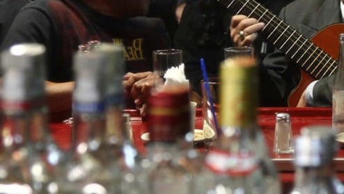 Siete formas de identificar licor adulterado, según autoridades de salud