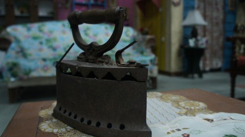 Conoce la escenografía de Tres Familias