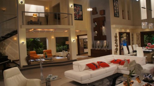 Conoce la escenografía de Tres Familias