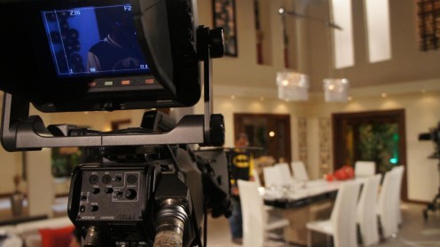 Conoce la escenografía de Tres Familias