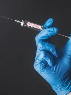 Foto referencial a inyecciones de ácido hialurónico.