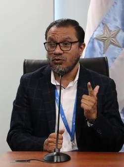 Abraham Aguirre, integrante del Comité Permanente por Defensa de DDHH | 08-12-2025