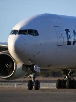 Migrantes venezolanos repatriados desde EE. UU. llegan al Aeropuerto Simón Bolívar el 3 de diciembre de 2025, tras reanudarse los vuelos suspendidos por orden de Trump.