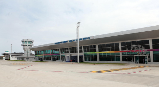 Gobierno Nacional inauguró aeropuerto de Esmeraldas