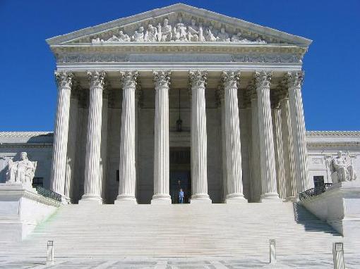 ¿Cómo afectó la crisis fiscal la imagen internacional de EE.UU?