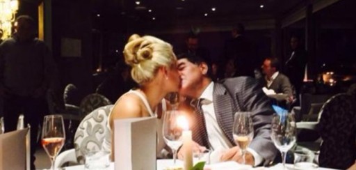 VIDEO: Las palabras de amor de Maradona en el compromiso con Rocío Oliva