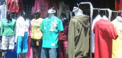 Nueva norma de etiquetado para ropa genera problemas en sector textil