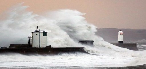 Casi 200.000 irlandeses continúan sin electricidad por el temporal