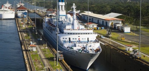 Martinelli cita a embajadores de España e Italia por conflicto Canal Panamá