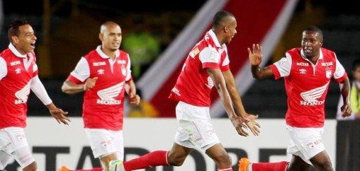 Ecuatoriano Méndez destaca en victoria de Santa Fe en Copa