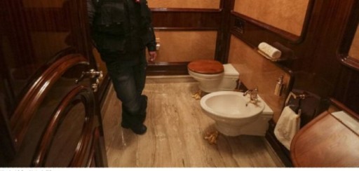 La opulencia en la que se regodeaba el expresidente de Ucrania