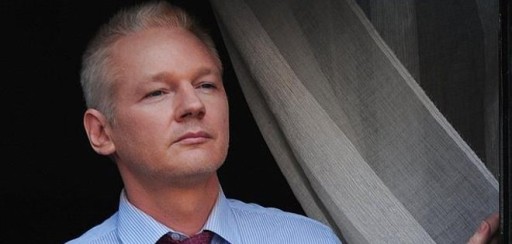 Abogados suecos de Assange piden que sea interrogado en Londres