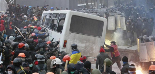 Ucrania: cae la tregua y vuelve a estallar la violencia en Kiev