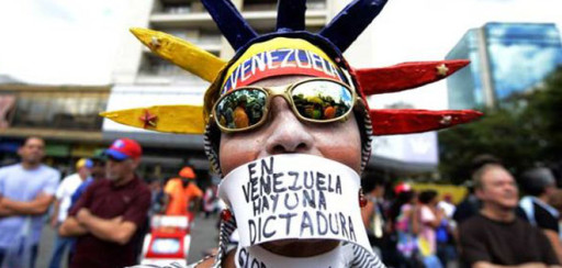 Gobierno y oposición llaman a marchar en Caracas