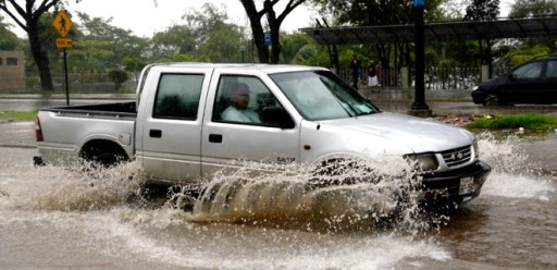 Seguridad, servicios e inundaciones, dominan las propuestas en Guayaquil