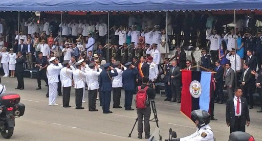 Las Fuerzas Armadas rindieron homenaje a Guayaquil