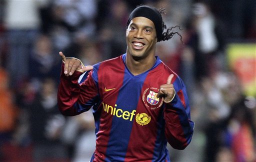 Ronaldinho se convierte en embajador del FC Barcelona