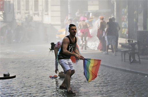 Turquía prohíbe una marcha por los derechos LGBT en Estambul