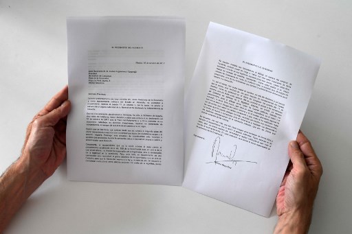 Canciller español: Carta de presidente catalán &quot;no constituye una respuesta&quot;